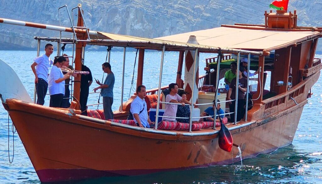 Khasab musandam full day dhow cruise